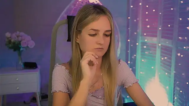צ'אט XXX בשידור חי של DeboraLarson