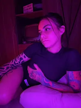 Chatroom XXX en direct de i_am_nina_