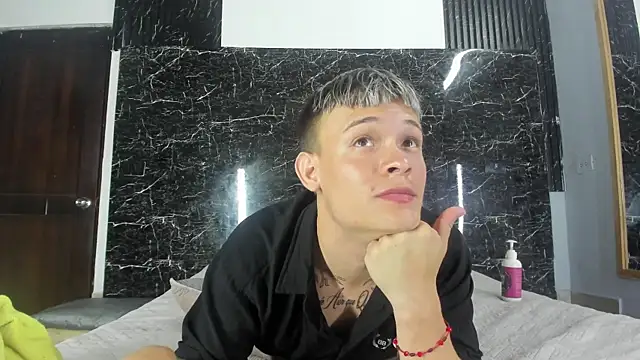 Chat +18 de Robinlion91 ao vivo