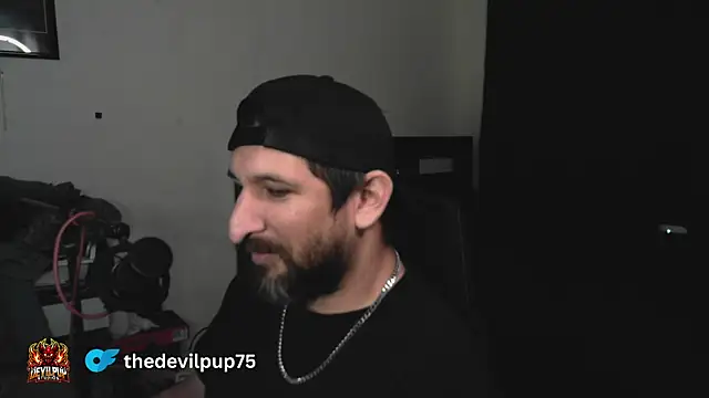 DevilPup75_'s Webcam Show