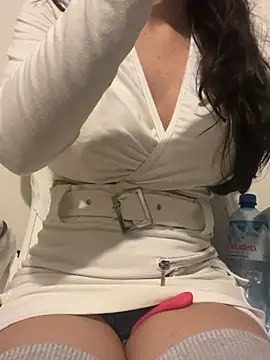 XXX chat uživo modela DulceMya