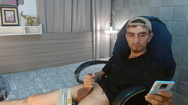 Chat XXX en directo de MykeCastle