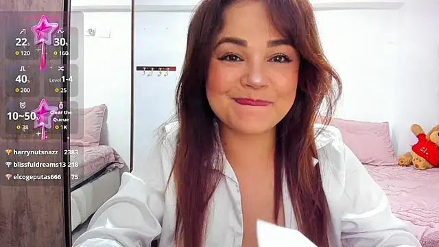 megan_poe_ Adlı Modelin Canlı XXX Sohbeti