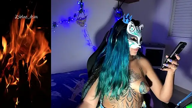 bluesubmissive Adlı Modelin Canlı XXX Sohbeti