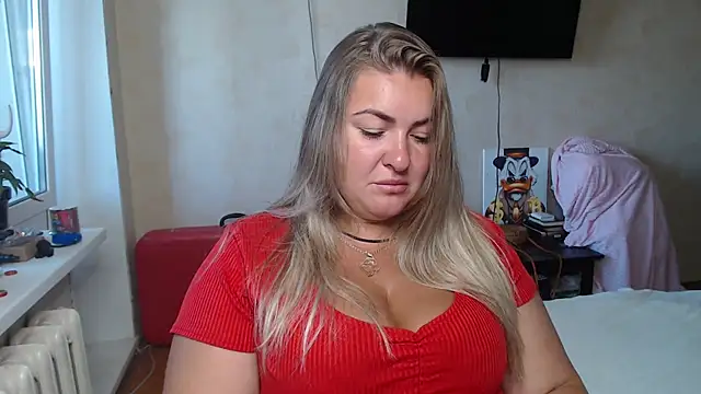 צ'אט XXX בשידור חי של NikaSkylink