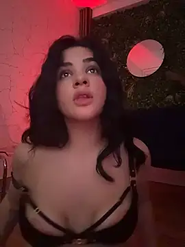 XXX chat uživo modela EvelynnMonroe