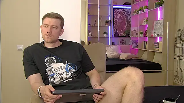 EthanPinkman 라이브 XXX 채팅