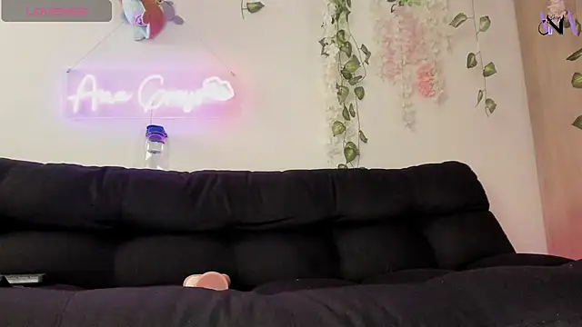 Anagreys – Naživo XXX chat