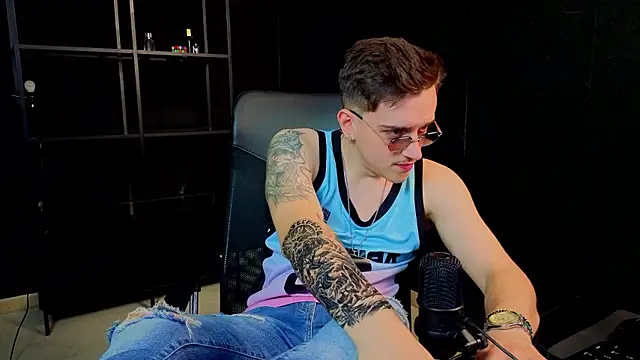 FelixStarkkn Live XXX chat