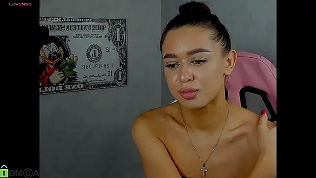 NicoleRossss – Naživo XXX chat