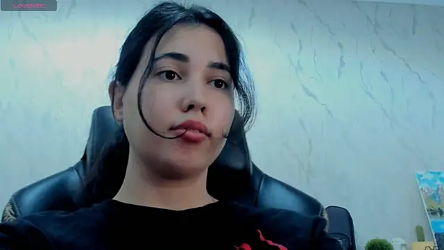 Diara_1an – Naživo XXX chat