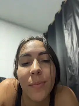 ScarletDarkMuse – Naživo XXX chat