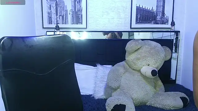 _sophieortiz – Naživo XXX chat