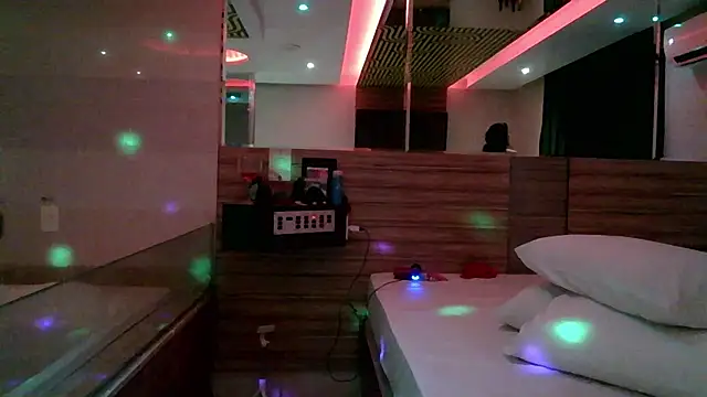 Mia_Safadinha – Naživo XXX chat