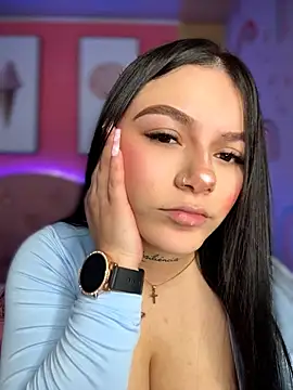 Megaan__More – Naživo XXX chat