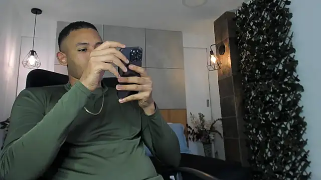 Chat XXX ao vivo de B_Wild