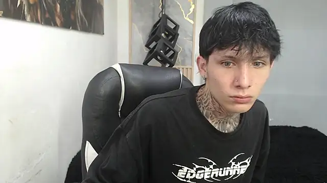XXX chat uživo modela Cry_thereal