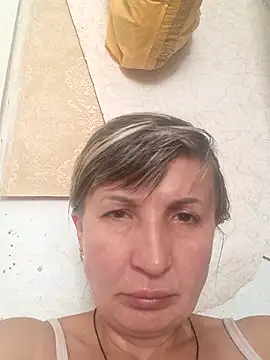 BellaBlum777's Live XXX Chat