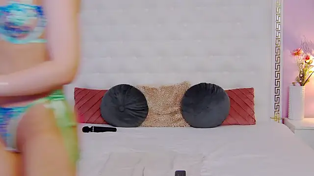 Lenna_Paul – Naživo XXX chat