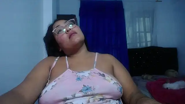 Chat +18 de sirena_15 ao vivo