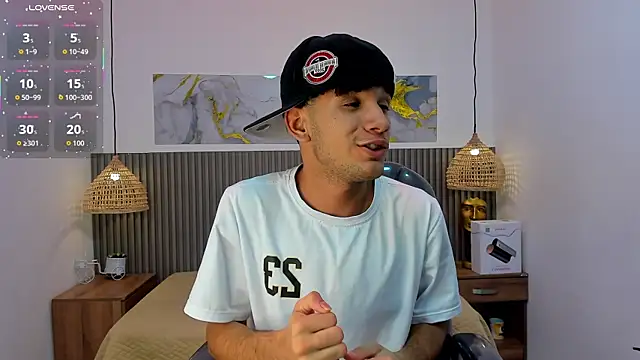 Chat XXX en directo de JDWhite18