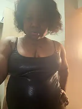 ThickyMel's Live XXX Chat