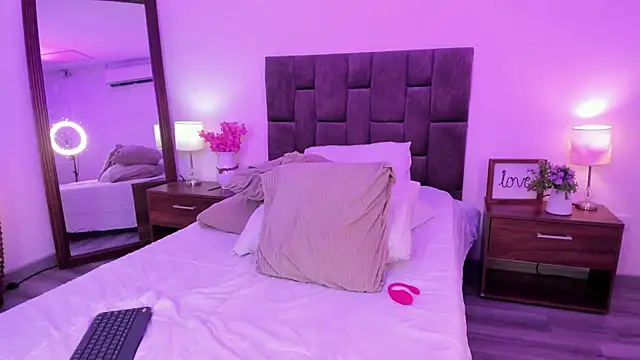Chat +18 de HecateMoon ao vivo