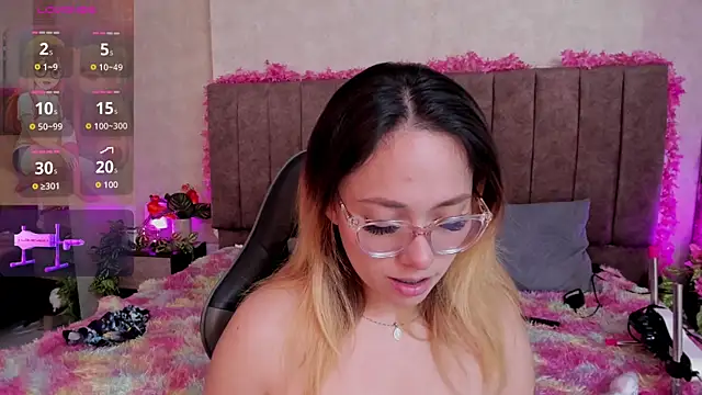 Chat XXX ao vivo de LanaMills_
