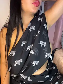 shara_queen1 live XXX chat