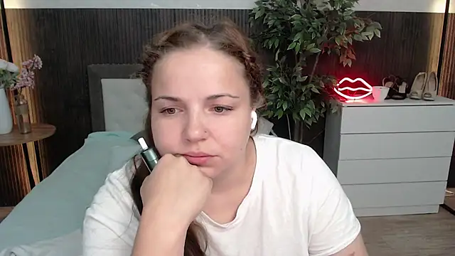 Crazyy_girl_ Live XXX-chat