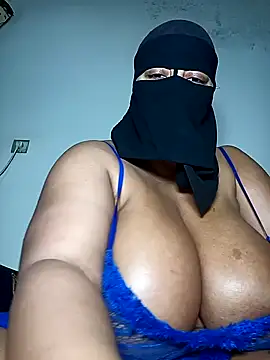 Loly_mor26's Live XXX Chat