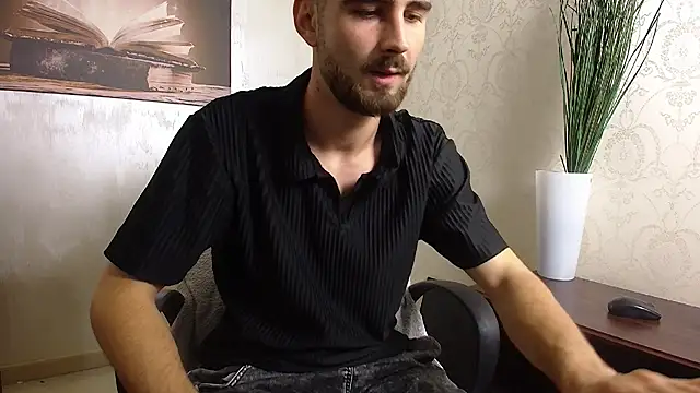 KyloEast's Live XXX Chat