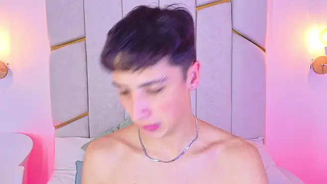 แชท XXX สดของ JoshClaarktt