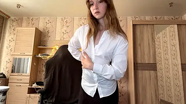 SalmonWhip Live XXX-chat
