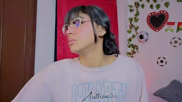PaulaCutexs' Live XXX Chat