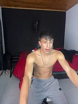 แชท XXX สดของ strong_jack