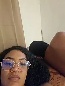 Chat XXX ao vivo de Dominik_Alondra