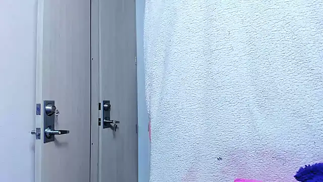 Czat XXX na żywo – EMYCLARK01
