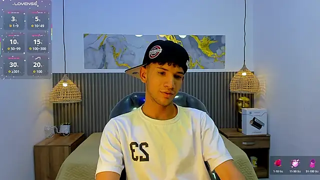 JDWhite18 élő XXX-chatje