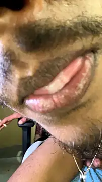 Živý XXX chat GunSlay