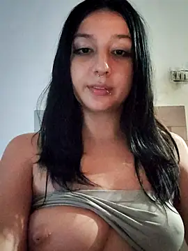 Maiden-Hot webcam show