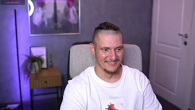 Alex_Wilde 现场XXX聊天