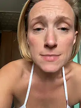 UmaTruewoman – Naživo XXX chat