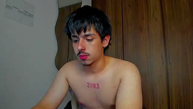 Maximo_Miller live XXX chat