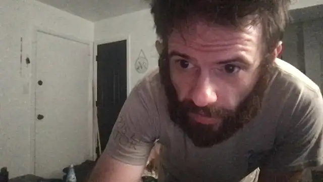XXX chat uživo modela HighOffCandy