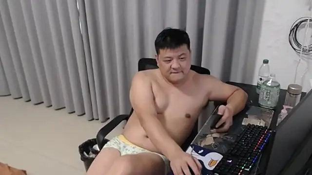 zhang1118 élő XXX-chatje