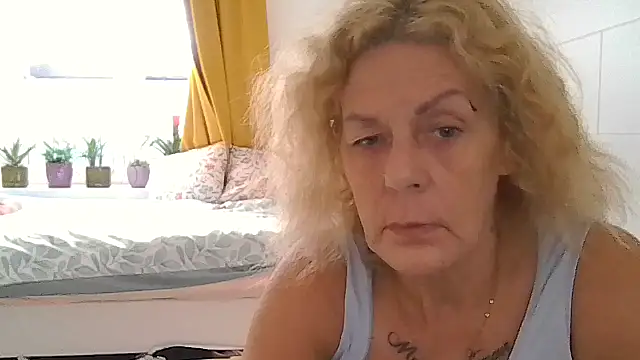 belgianshantie's Live XXX Chat