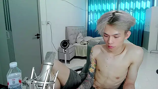 XXX chat uživo modela KPL-11