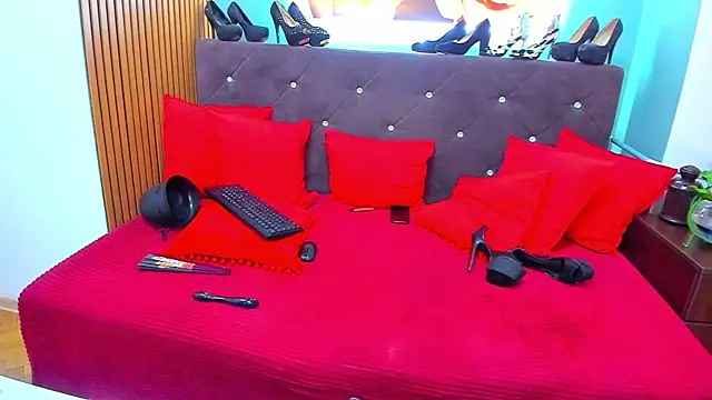 BelleInna – Naživo XXX chat