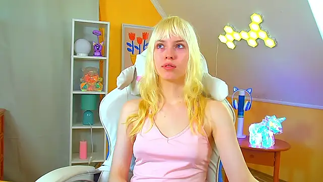 HannahHollis' Live XXX Chat